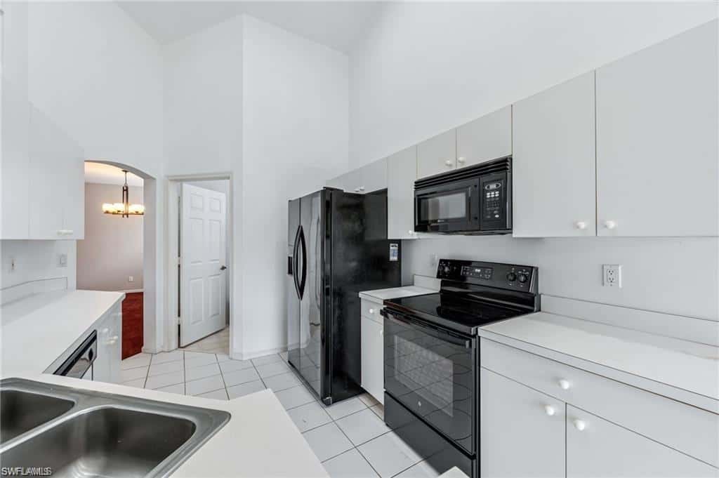 7768 Gardner Dr #202, Naples, photo 21