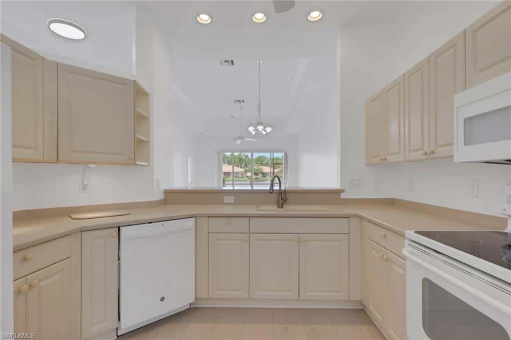 8099 Sanctuary Dr #1, Naples, photo 5