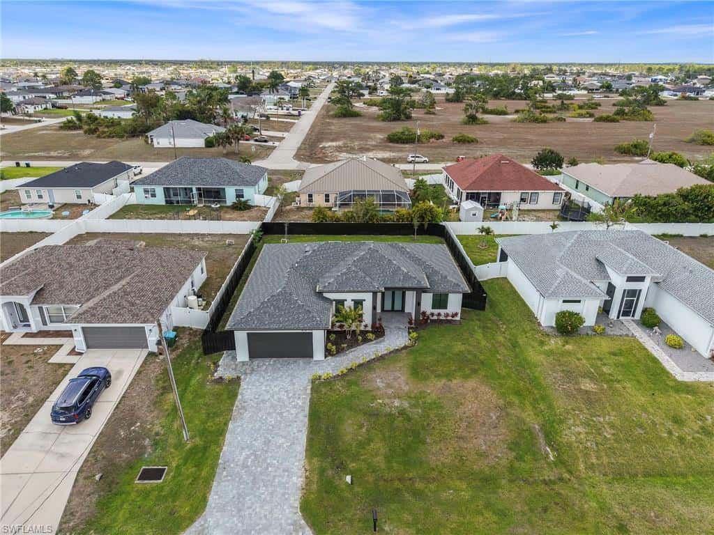 2015 21st St, Cape Coral, photo 7