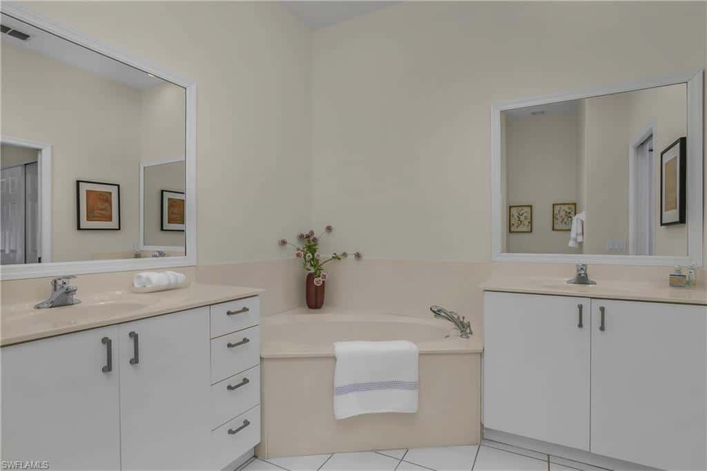 6867 Satinleaf Rd #201, Naples, photo 24