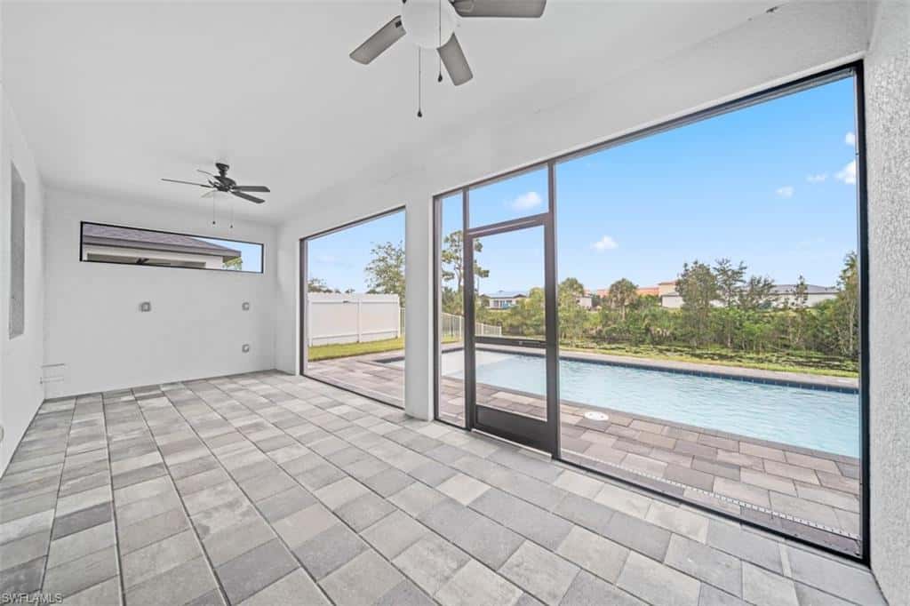 1124 4th Ln, Cape Coral, photo 30