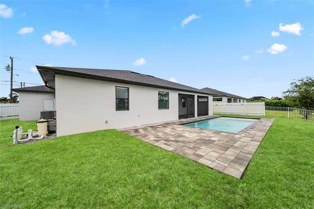 1124 4th Ln, Cape Coral, photo 33