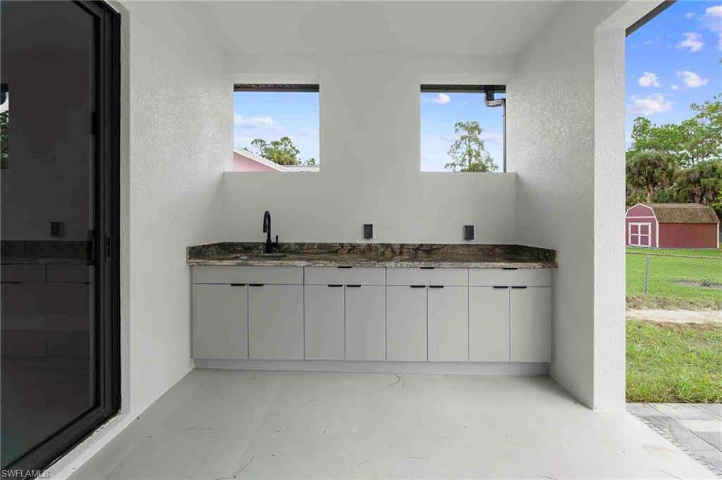2610 4th St, Naples, photo 7