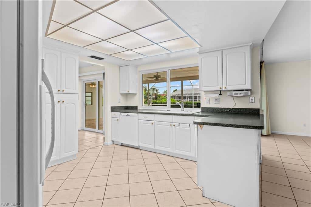 403 33rd Ter, Cape Coral, photo 7