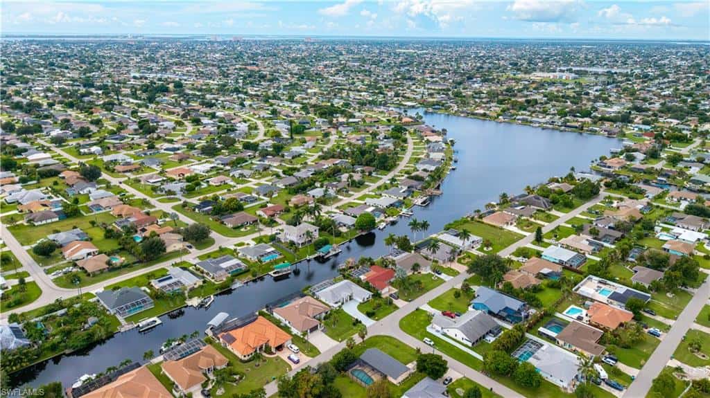 403 33rd Ter, Cape Coral, photo 34