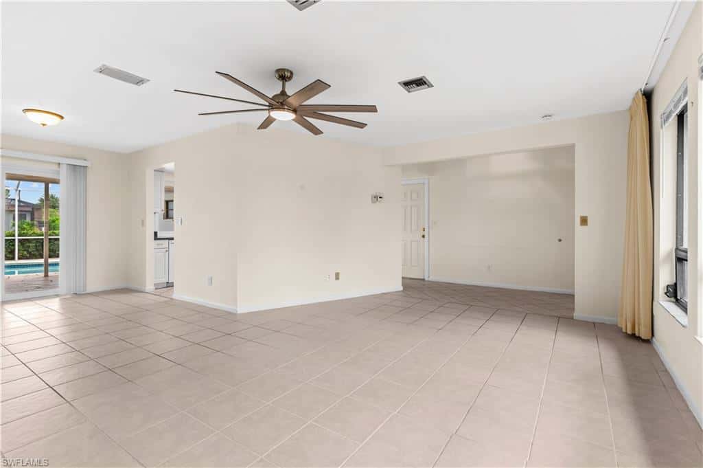 403 33rd Ter, Cape Coral, photo 4