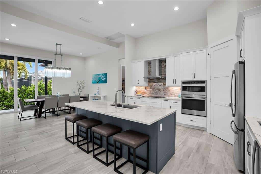 384 Heathwood Dr, Marco Island, photo 5
