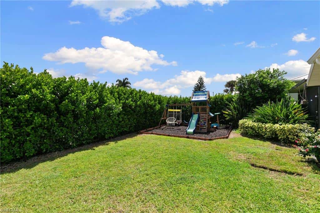 3745 Weymouth Cir, Naples, photo 32