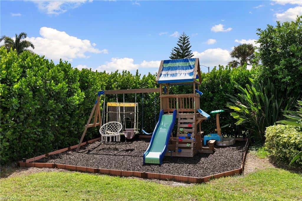 3745 Weymouth Cir, Naples, photo 33