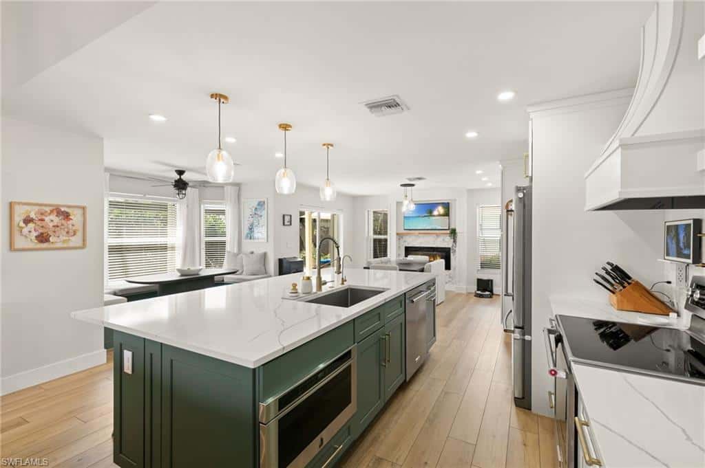 3745 Weymouth Cir, Naples, photo 11