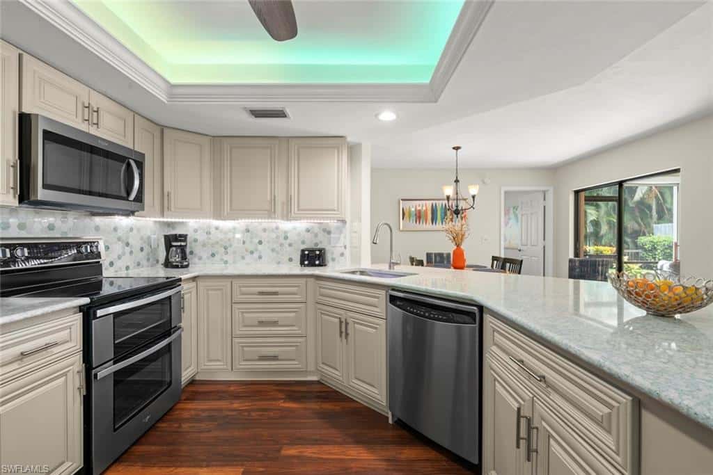 592 Beachwalk Cir #105, Naples, photo 13