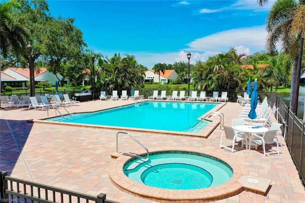 592 Beachwalk Cir #105, Naples, photo 36