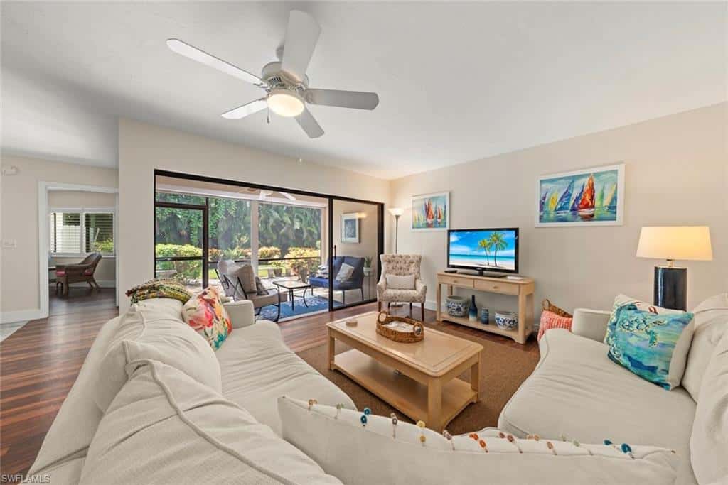 592 Beachwalk Cir #105, Naples, photo 5