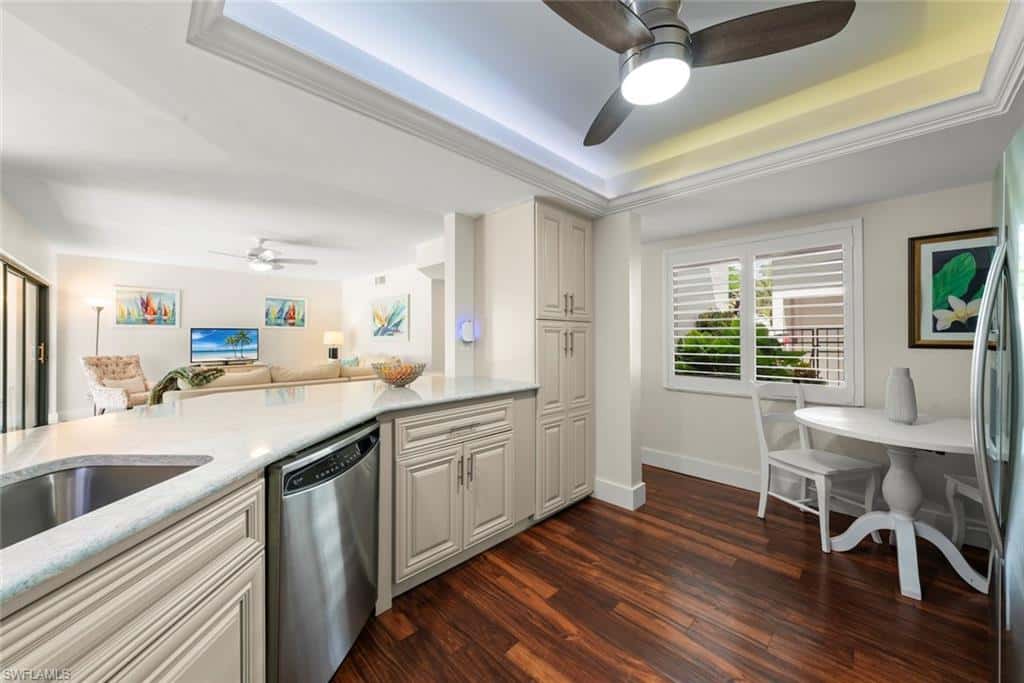592 Beachwalk Cir #105, Naples, photo 10