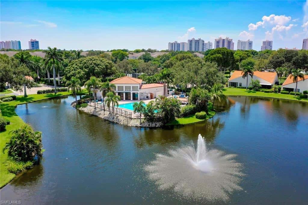 592 Beachwalk Cir #105, Naples, photo 41