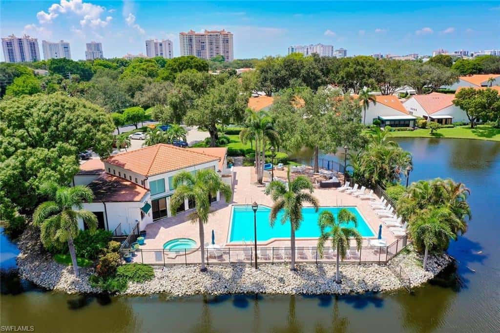 592 Beachwalk Cir #105, Naples, photo 35