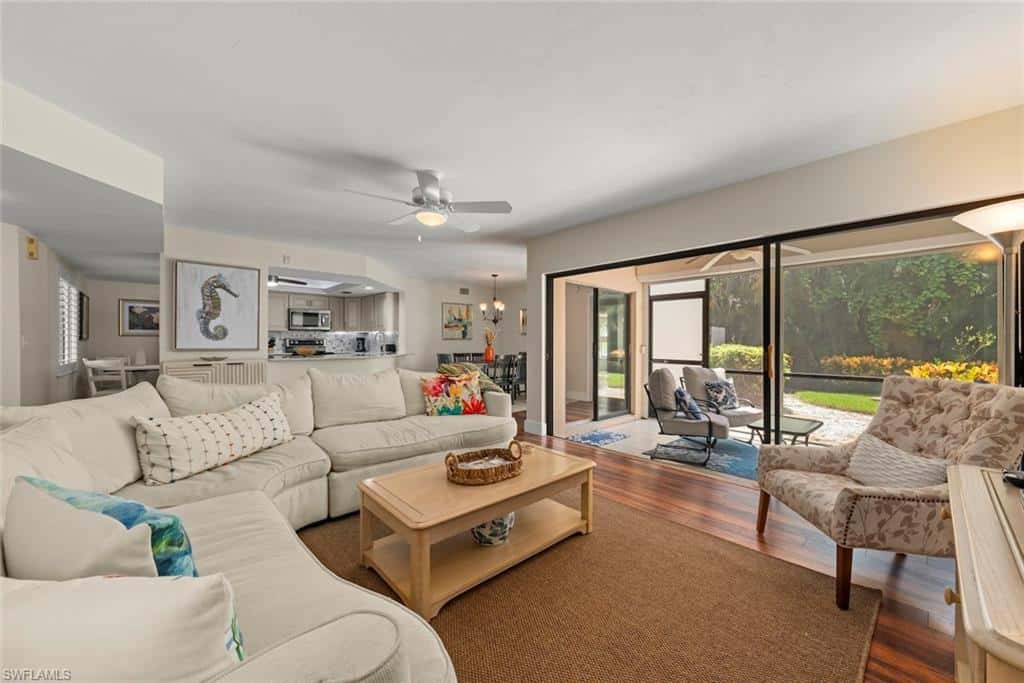 592 Beachwalk Cir #105, Naples, photo 8