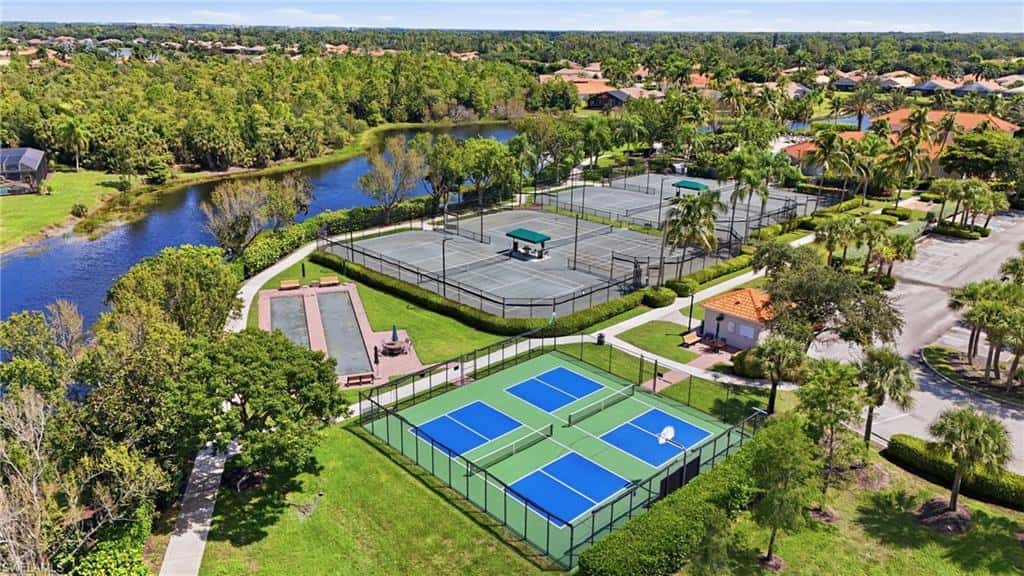 19600 Maddelena Cir, Estero, photo 38