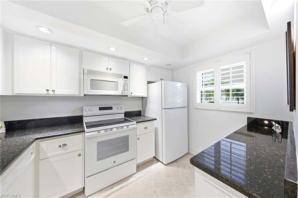 3150 Binnacle Dr #107, Naples, photo 7