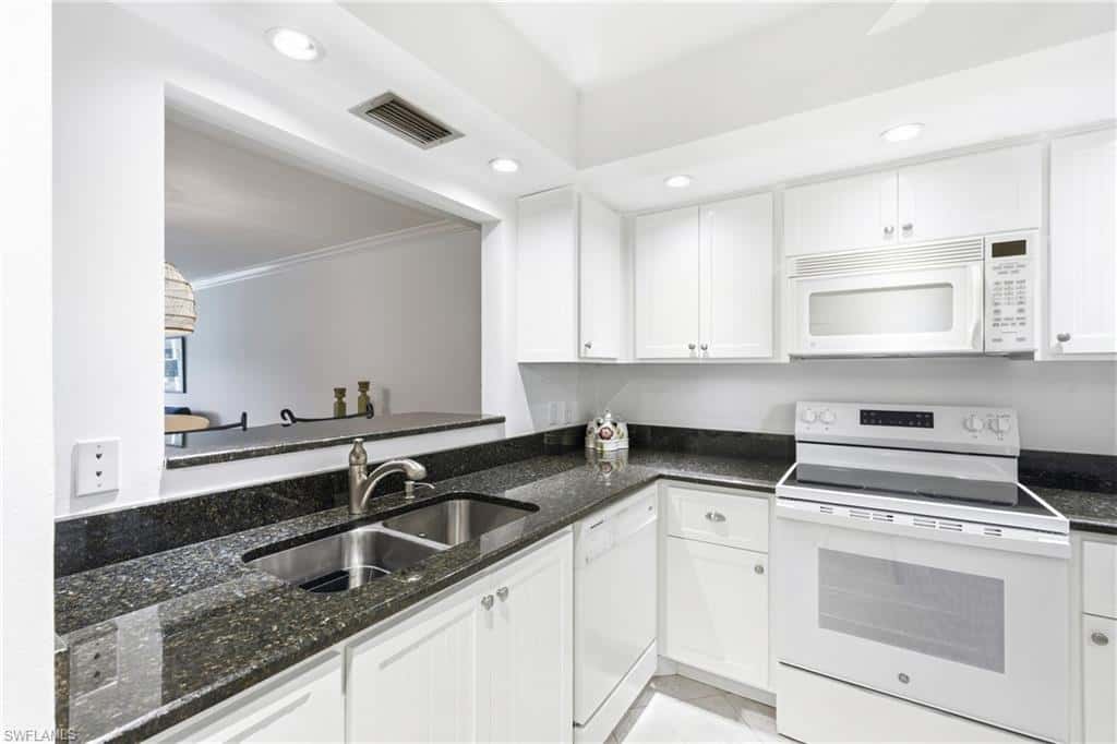 3150 Binnacle Dr #107, Naples, photo 8
