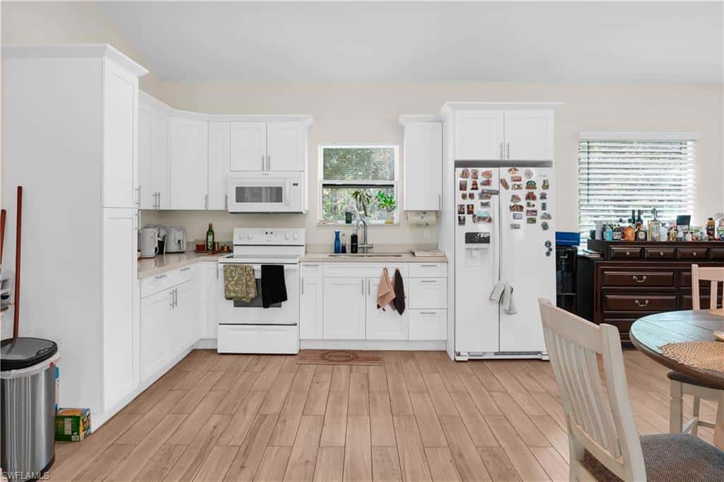 255 C Rd, Labelle, photo 5