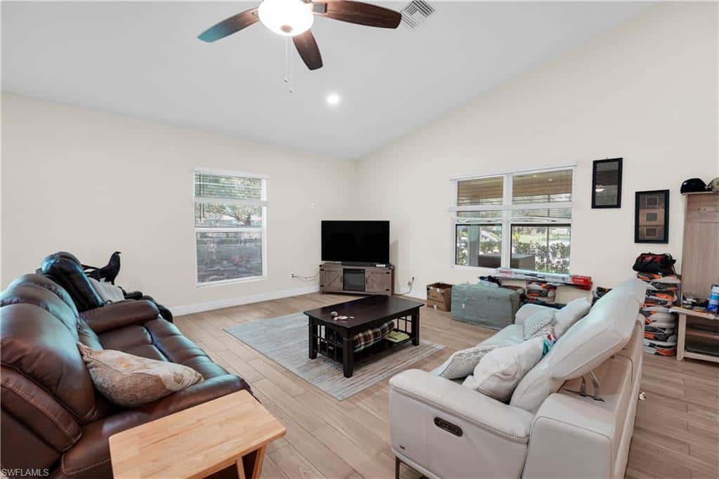 255 C Rd, Labelle, photo 8