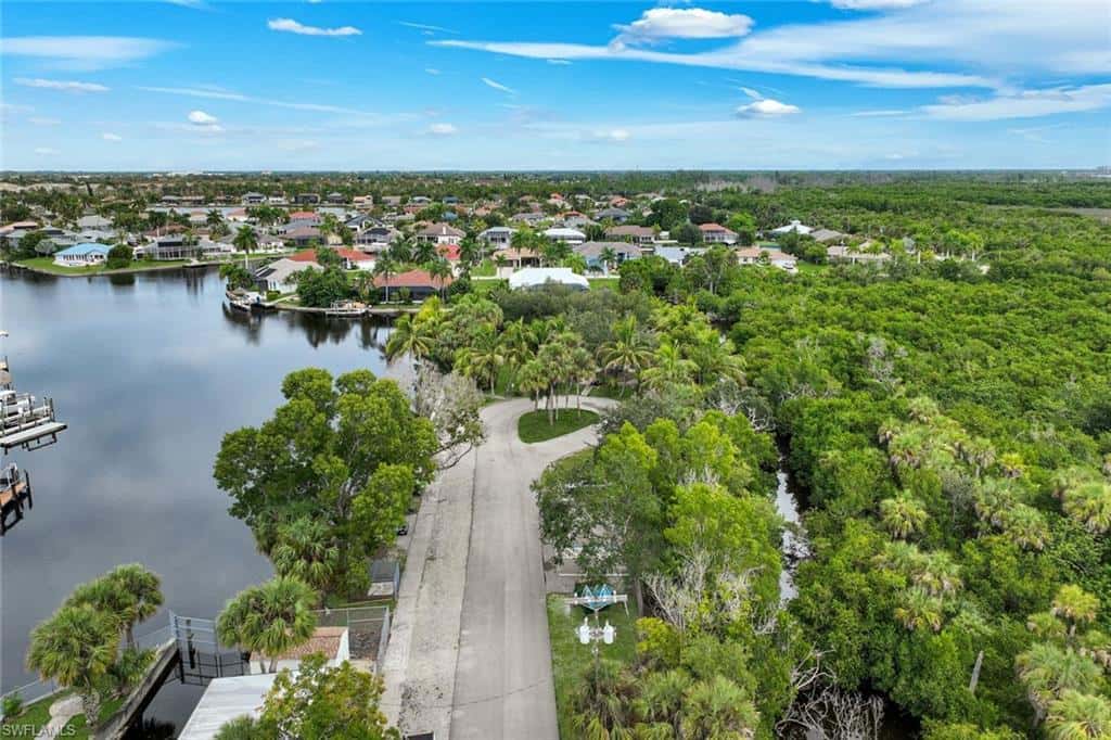 2309 20th Pl, Cape Coral, photo 47