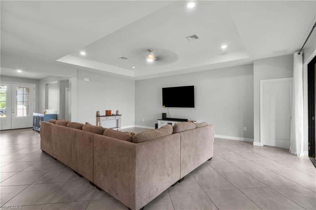 11387 Canopy Loop, Fort Myers, photo 4