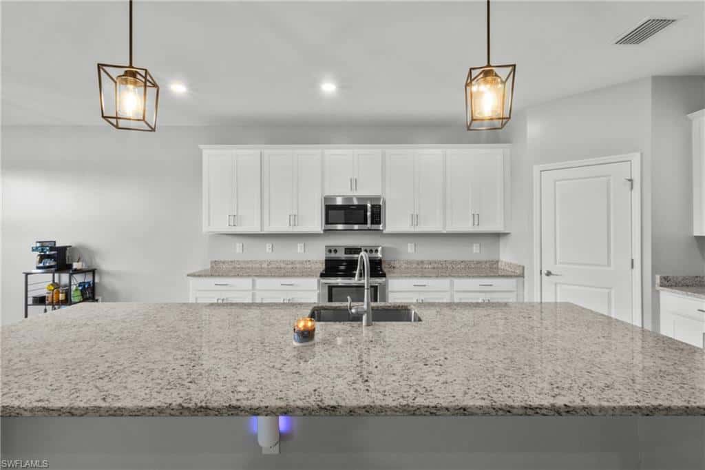 11387 Canopy Loop, Fort Myers, photo 8
