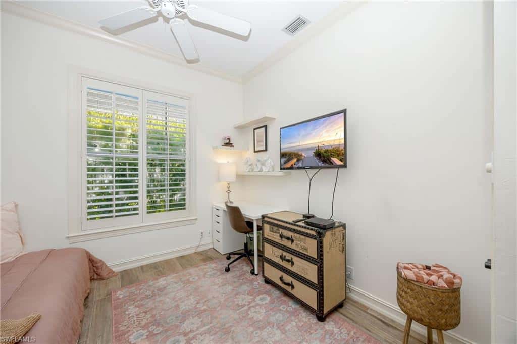 8137 Ronda Ct, Naples, photo 16