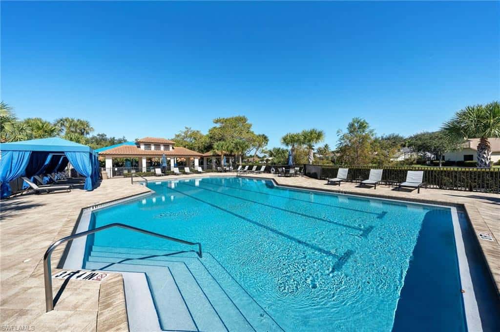 8137 Ronda Ct, Naples, photo 32