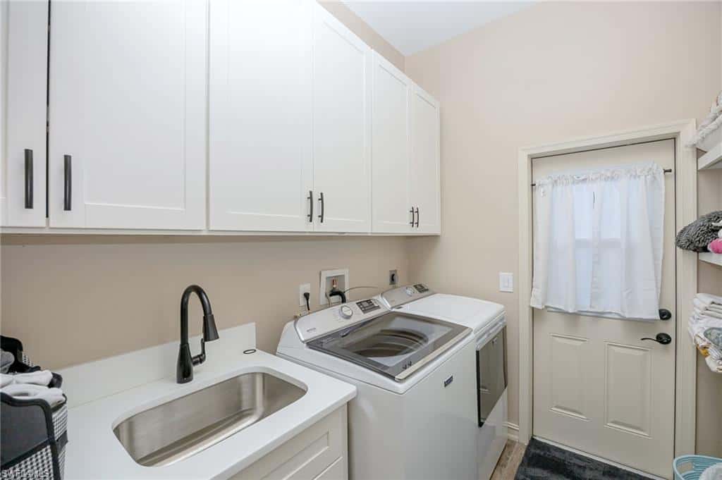 8137 Ronda Ct, Naples, photo 20
