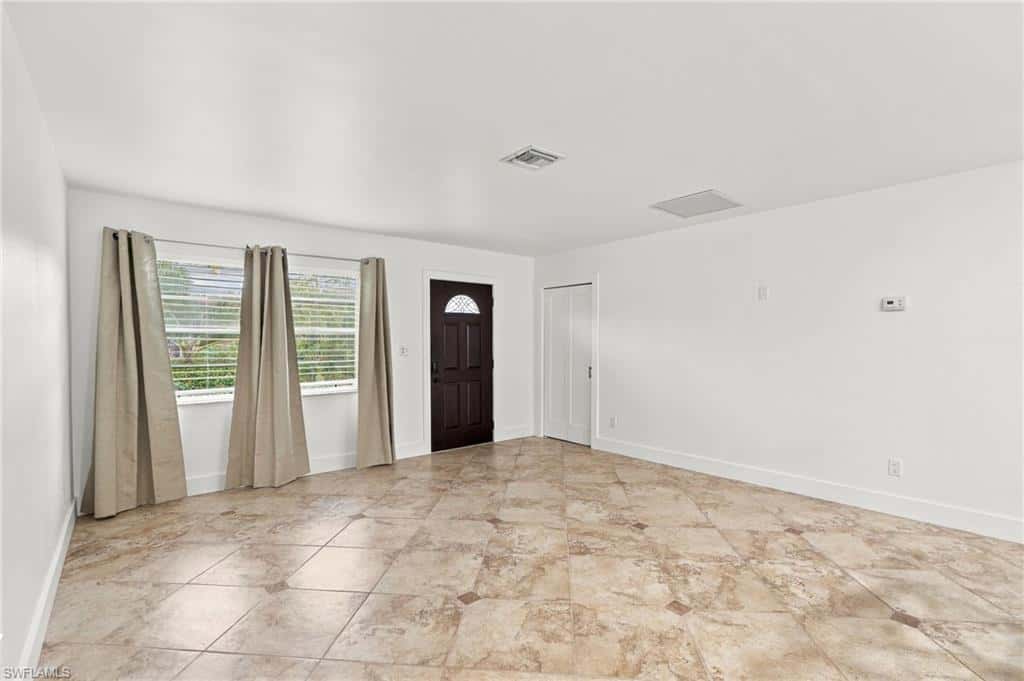 27268 Jolly Roger Ln, Bonita Springs, photo 9