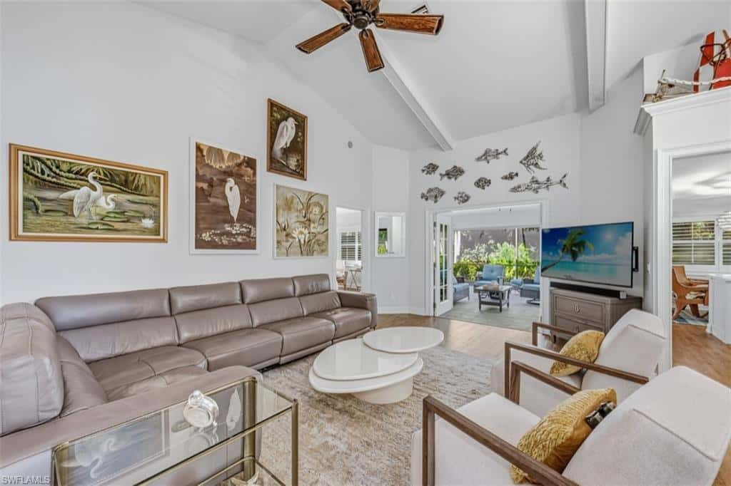 27120 Kindlewood Ln, Bonita Springs, photo 4