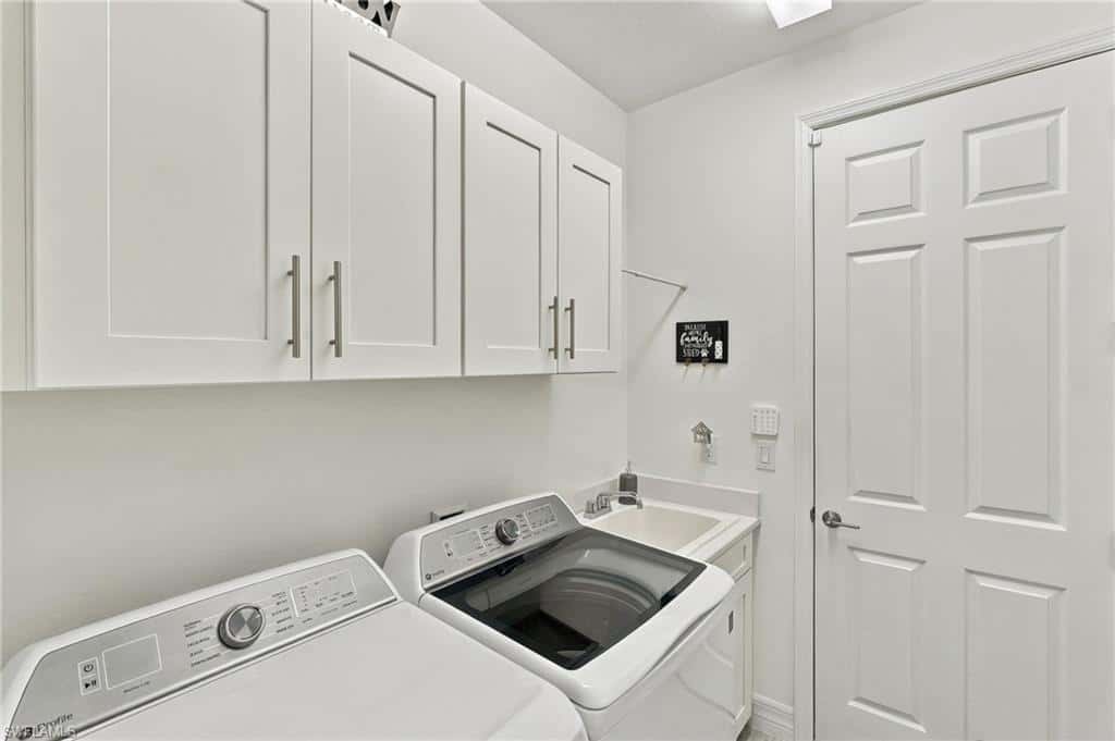 14523 Blue Bay Cir, Estero, photo 34