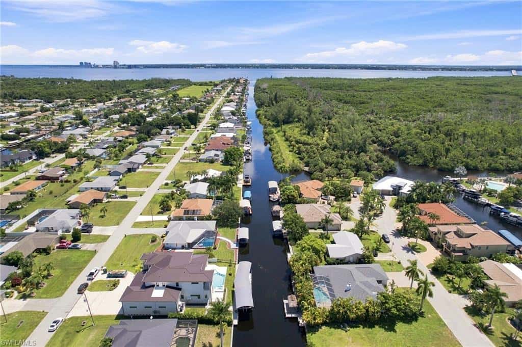 2059 Ottersrest Ln, Cape Coral, photo 34