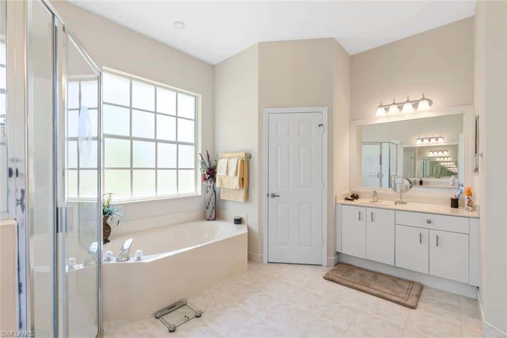 3439 Allegheny Ct, Naples, photo 18