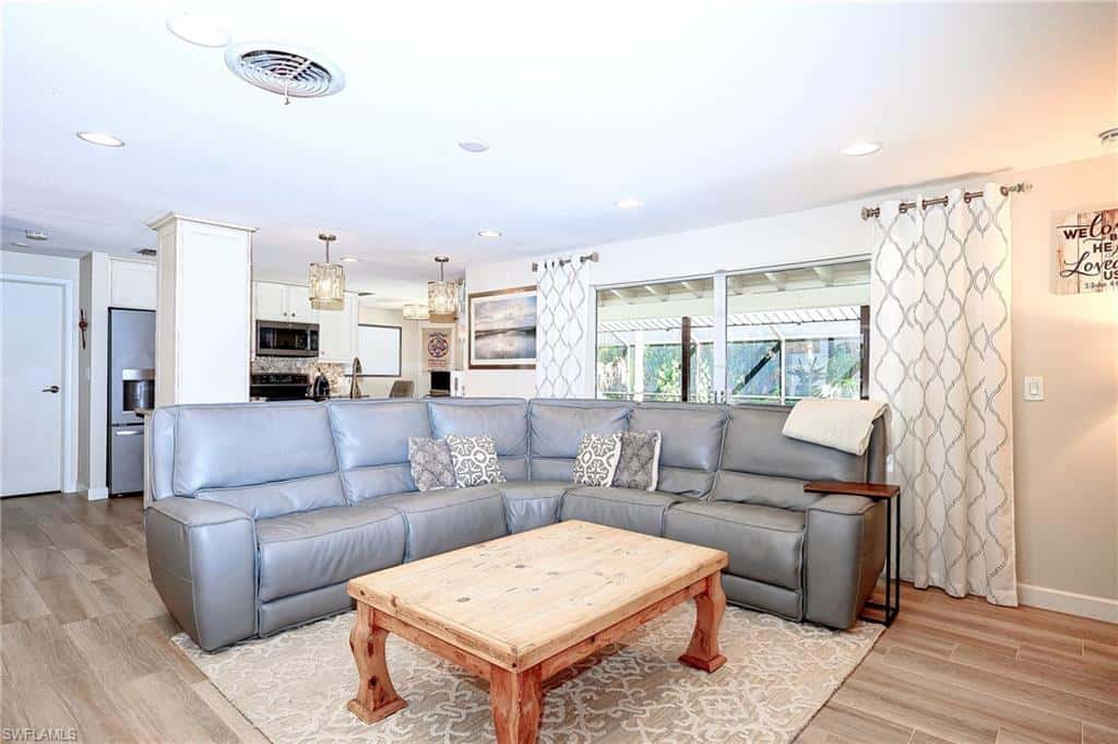 5675 Golden Oaks Ln, Naples, photo 7