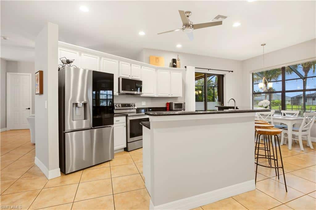 2400 39th Ter, Cape Coral, photo 12