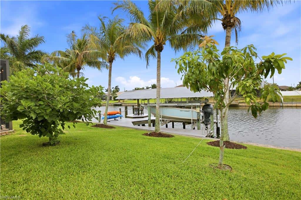 2400 39th Ter, Cape Coral, photo 40