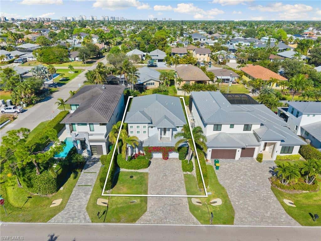 605 91st Ave, Naples, photo 28