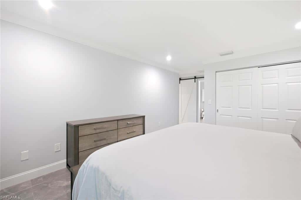 756 Reef Point Cir, Naples, photo 27