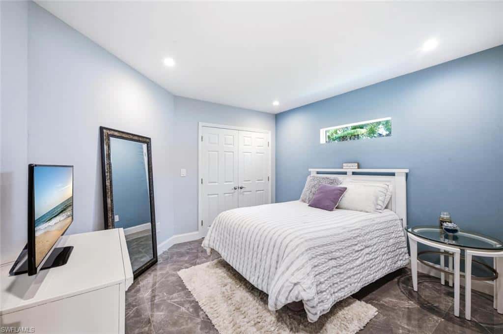 756 Reef Point Cir, Naples, photo 30