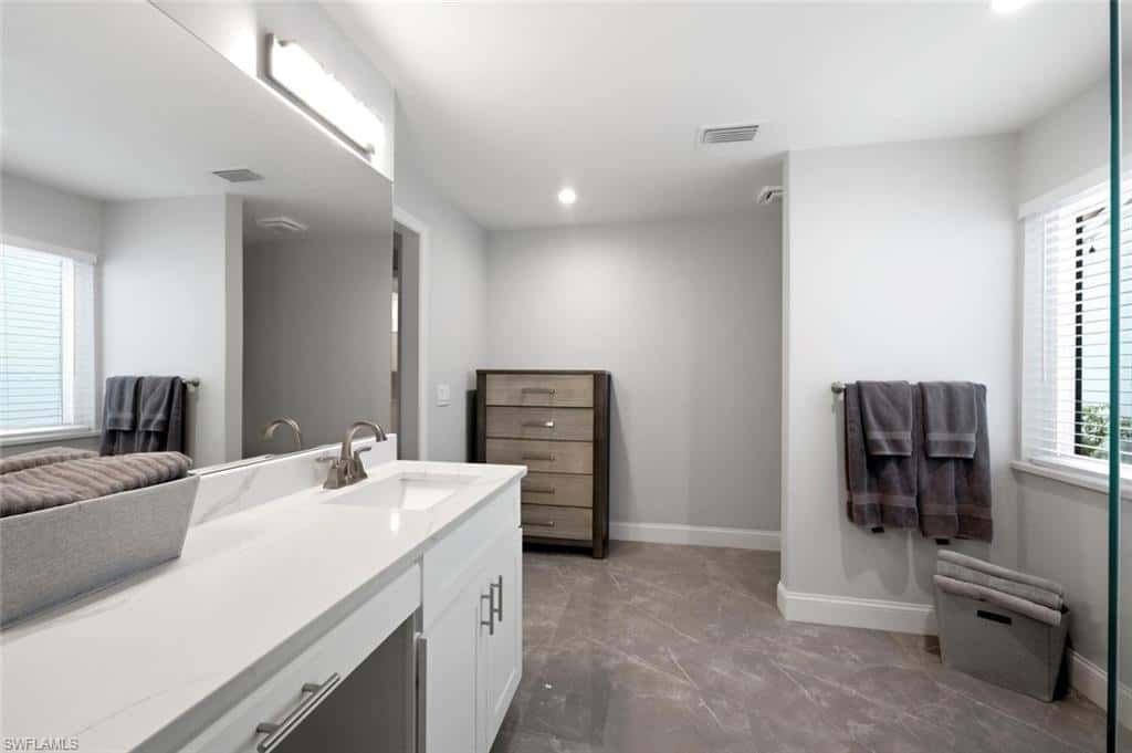 756 Reef Point Cir, Naples, photo 29