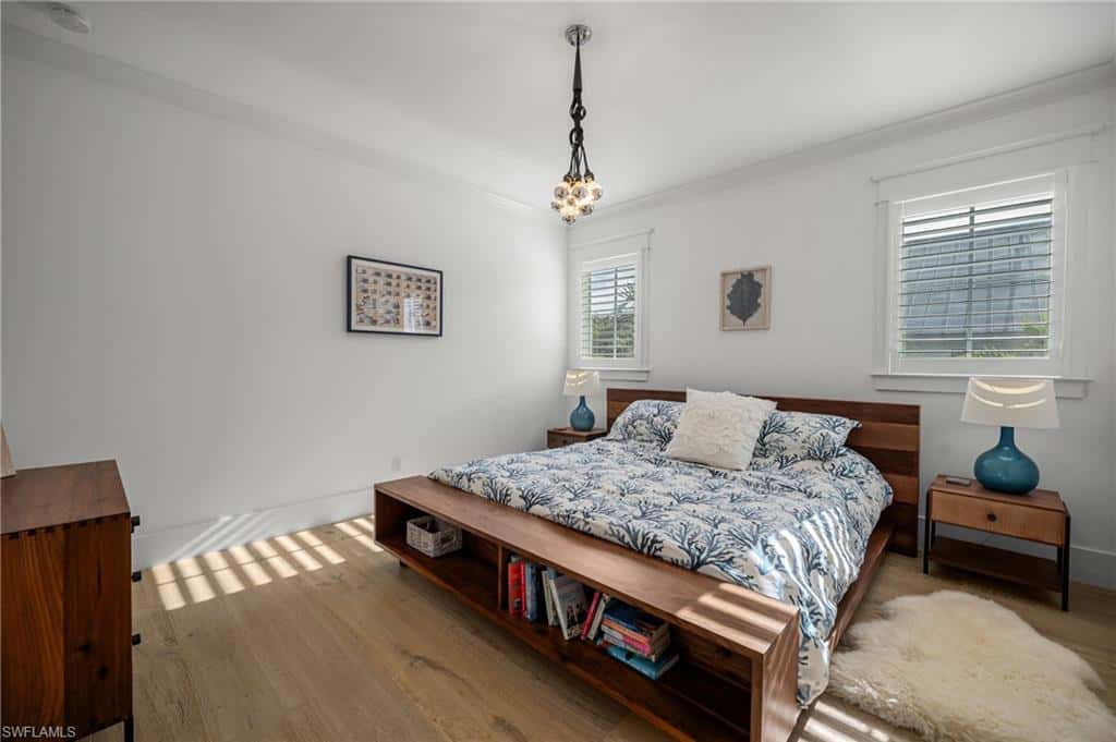 723 Myrtle Ter, Naples, photo 27