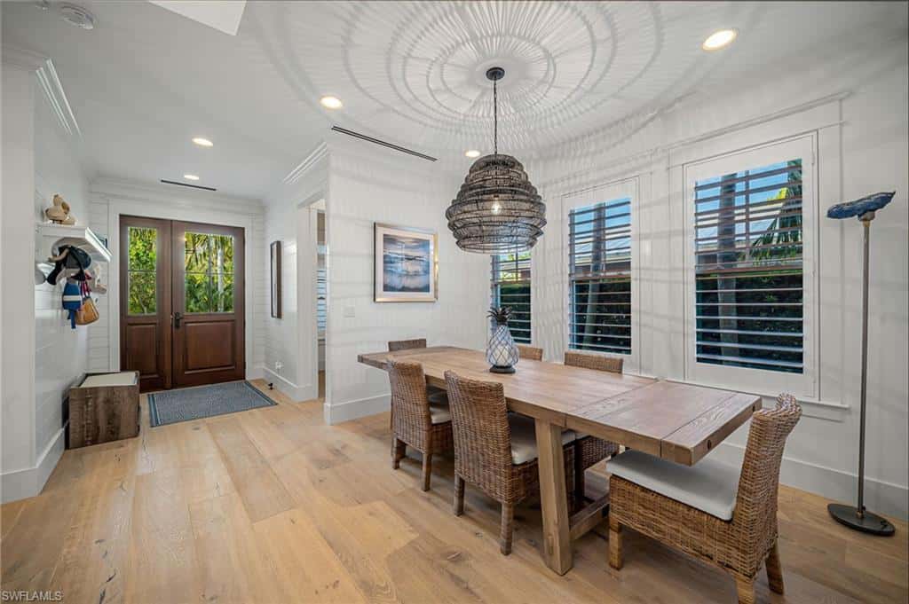 723 Myrtle Ter, Naples, photo 7