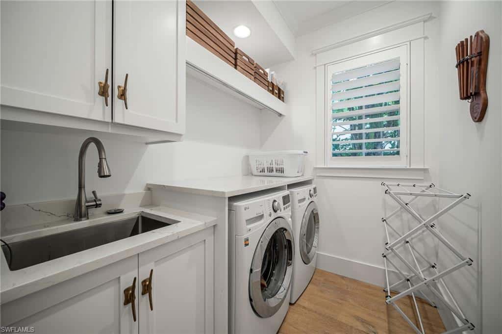 723 Myrtle Ter, Naples, photo 32