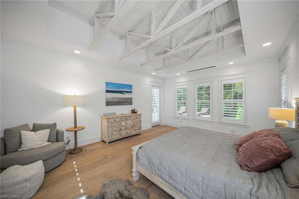723 Myrtle Ter, Naples, photo 20