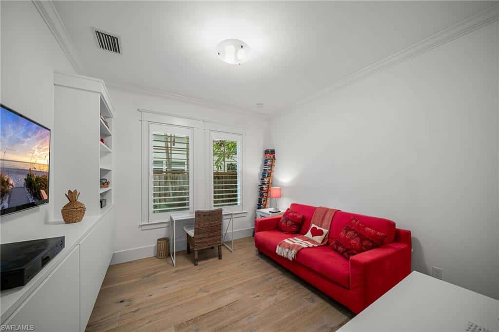 723 Myrtle Ter, Naples, photo 31