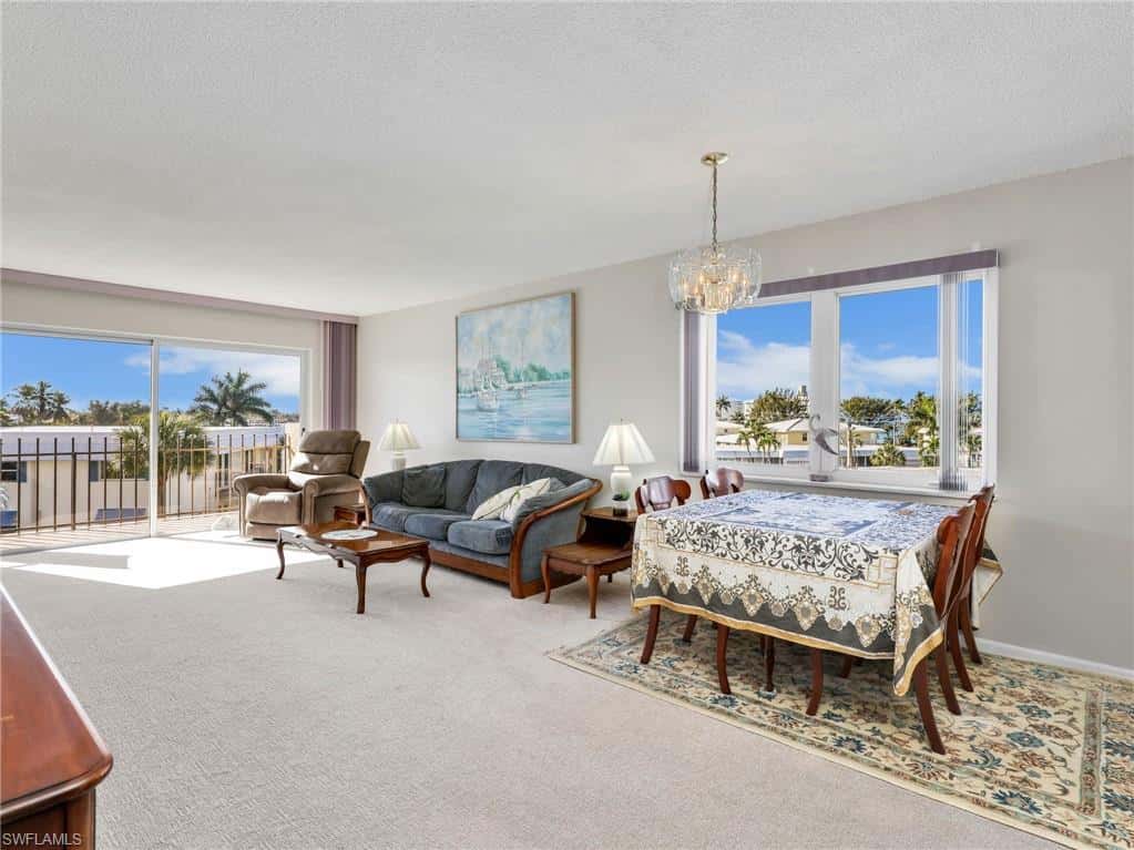 2150 Gulf Shore Blvd #407, Naples, photo 6